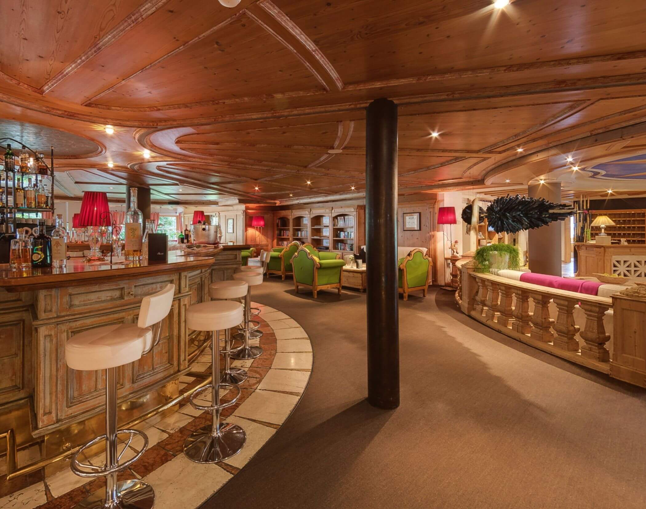 Revolving - Hotel Mirabell Dolomites 5 star in Valdaora