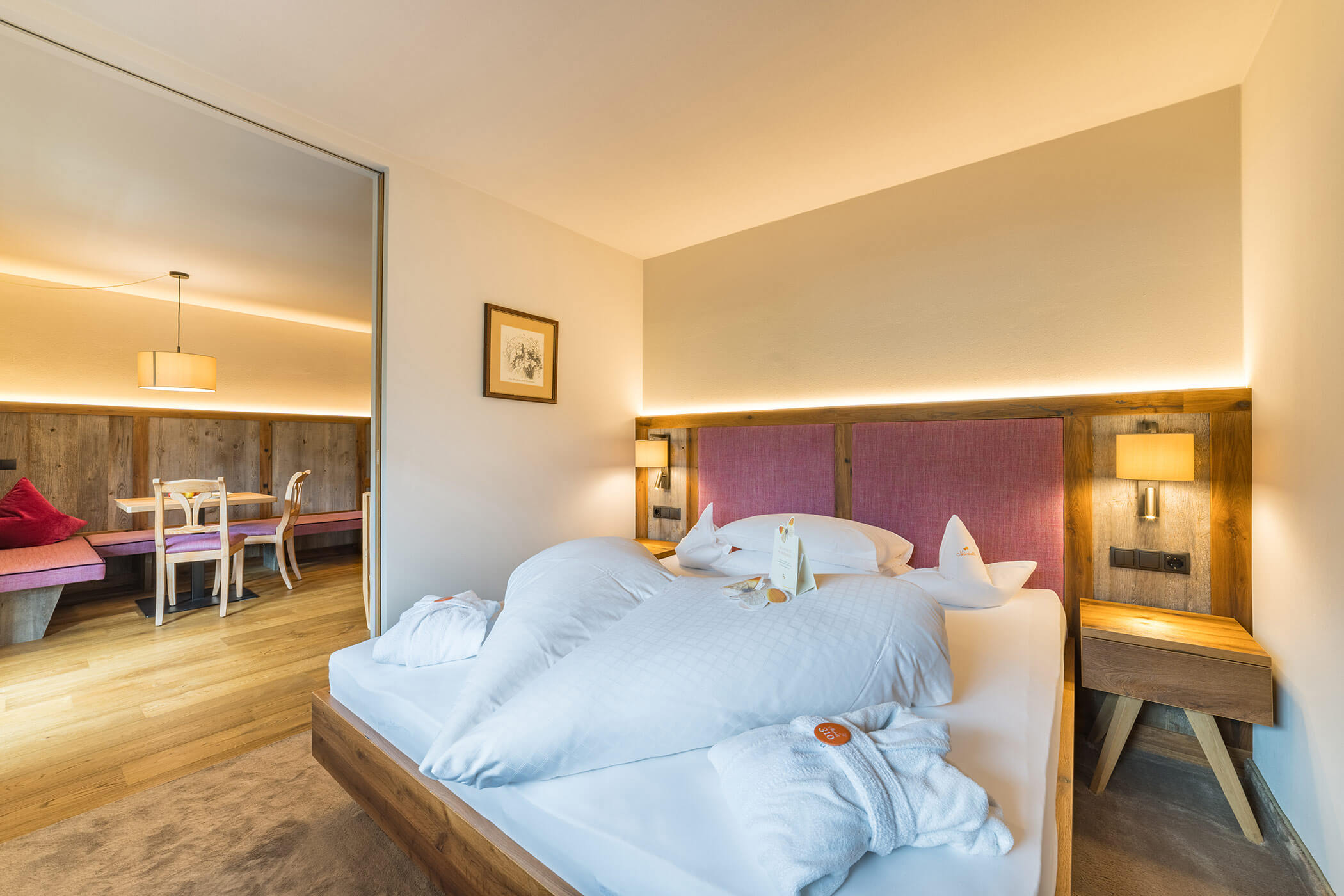 Doppelbett - Zimmer Klassik - 5 Sterne Hotel Mirabell Dolomites in Olang