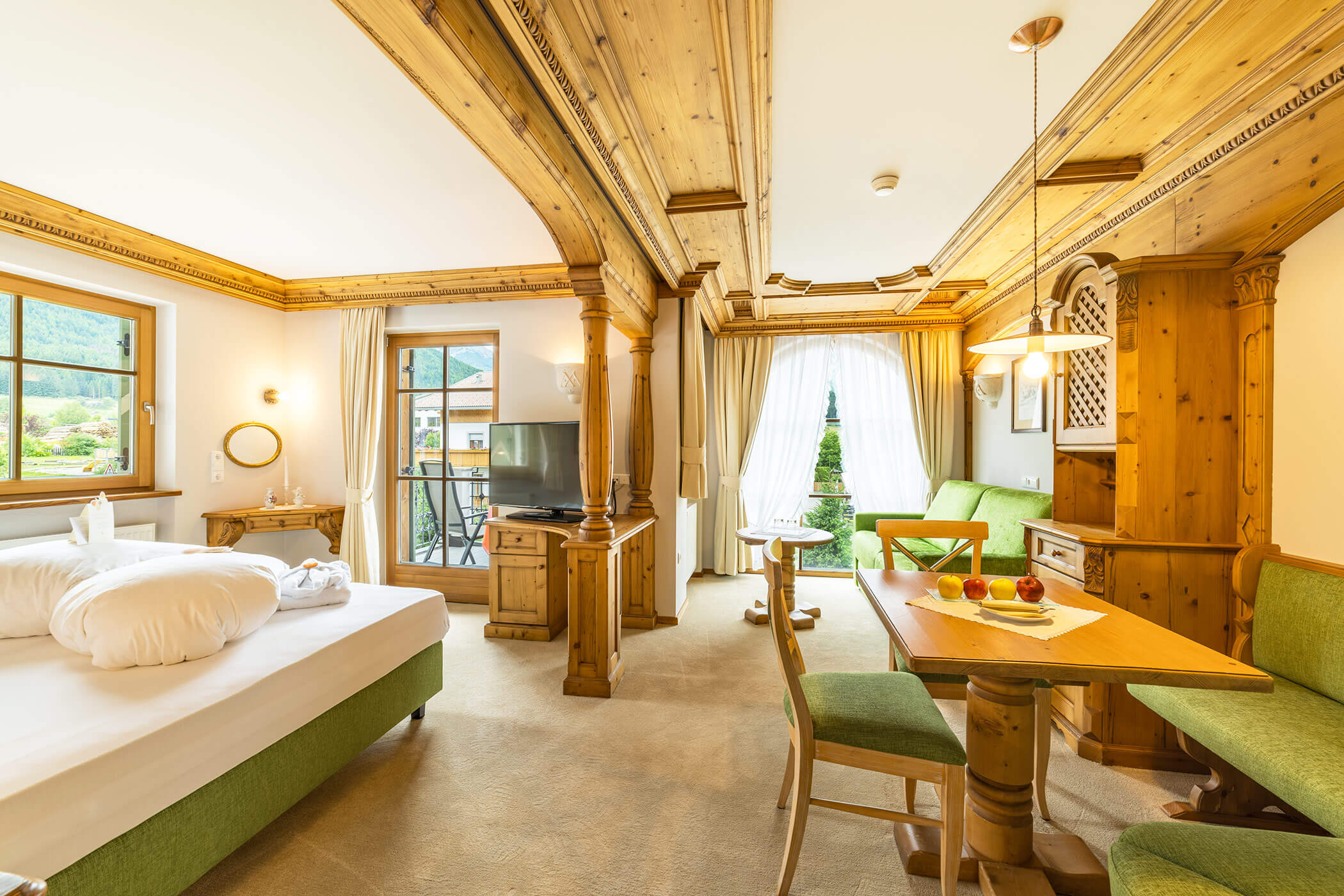 Wohnen - Zimmer im Turm Waldsaum - 5 Sterne Hotel Mirabell Dolomites in Olang